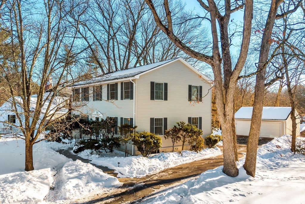 26 Varick Hill Road Newton, MA 02468 - Photo 2 of 36