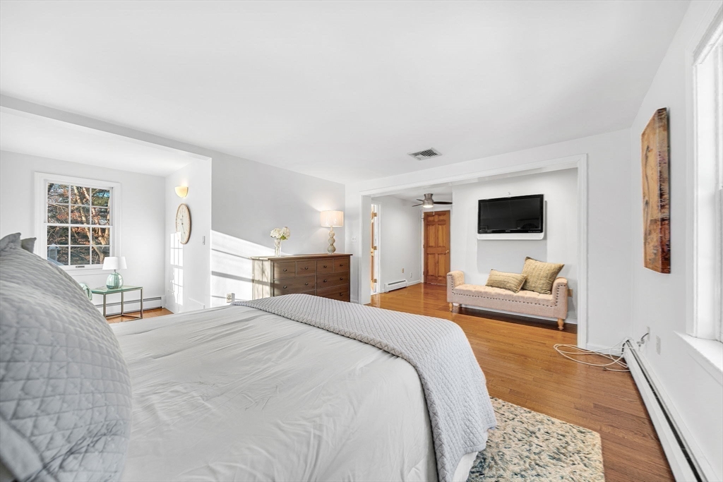 26 Varick Hill Road Newton, MA 02468 - Photo 23 of 36