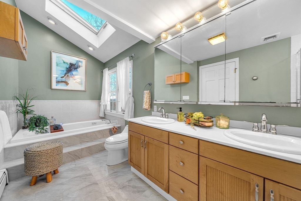 26 Varick Hill Road Newton, MA 02468 - Photo 24 of 36