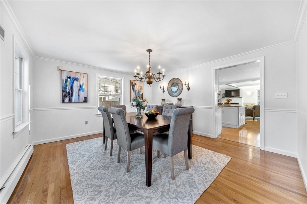 26 Varick Hill Road Newton, MA 02468 - Photo 6 of 36