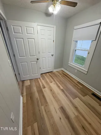 $1,300 | 325 Virgil Avenue, Unit 6, Kingsport, TN 37665