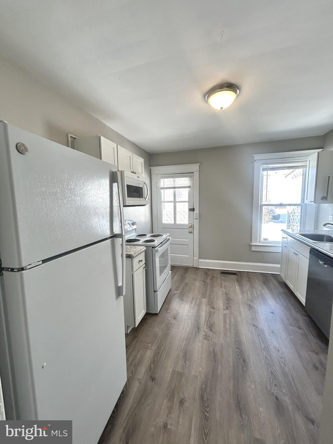 335 North Pleasant Valley Road Winchester, VA 22601 - Photo 7 of 9