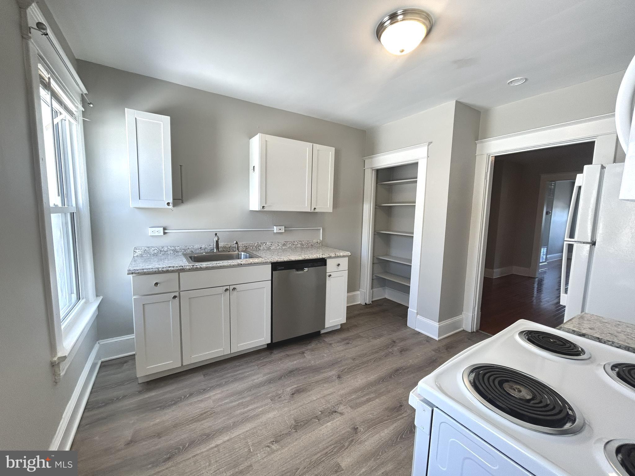 335 North Pleasant Valley Road Winchester, VA 22601 - Photo 8 of 9