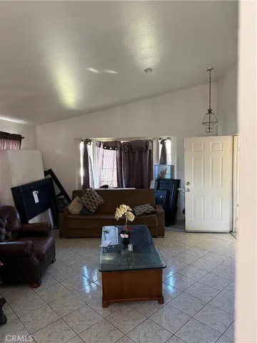 $475,000 | 15059 Valencia Avenue, Fontana, CA 92335