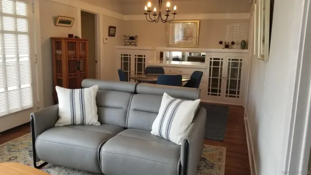 $5,000 | 817 Olive Avenue, Coronado, CA 92118