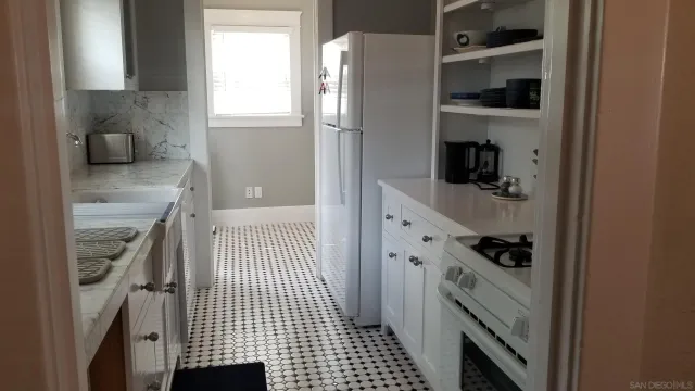 $5,000 | 817 Olive Avenue, Coronado, CA 92118