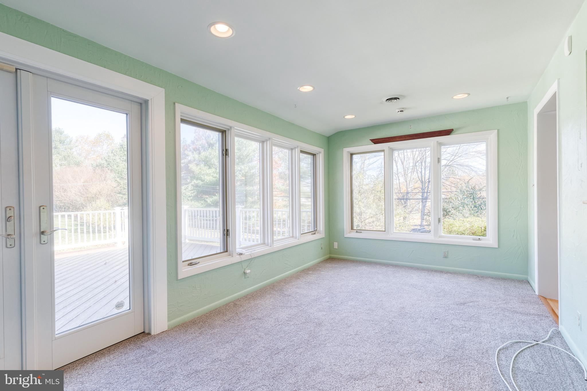 602 Hampton Lane Baltimore, MD 21286 - Photo 13 of 41 a view of an empty room with a window