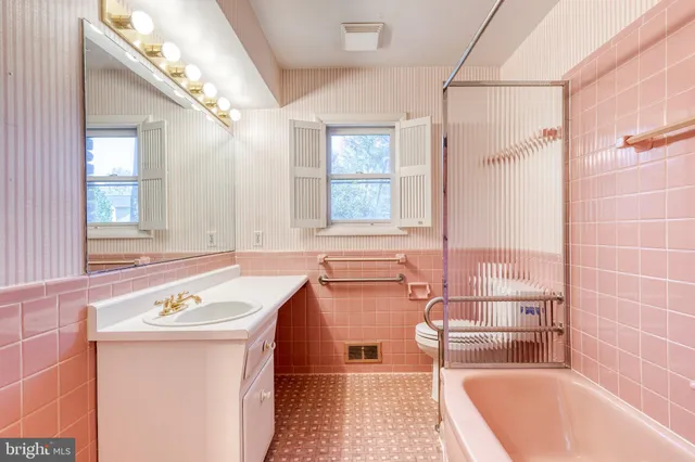 $589,000 | 602 Hampton Lane, Baltimore, MD 21286