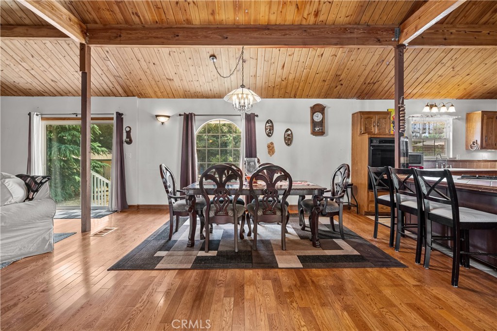 809 Glenbrook Drive Frazier Park, CA 93225 - Photo 5 of 32