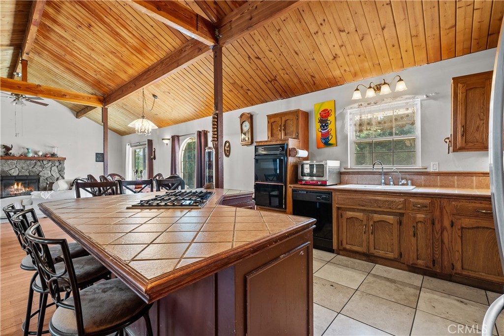 809 Glenbrook Drive Frazier Park, CA 93225 - Photo 9 of 32