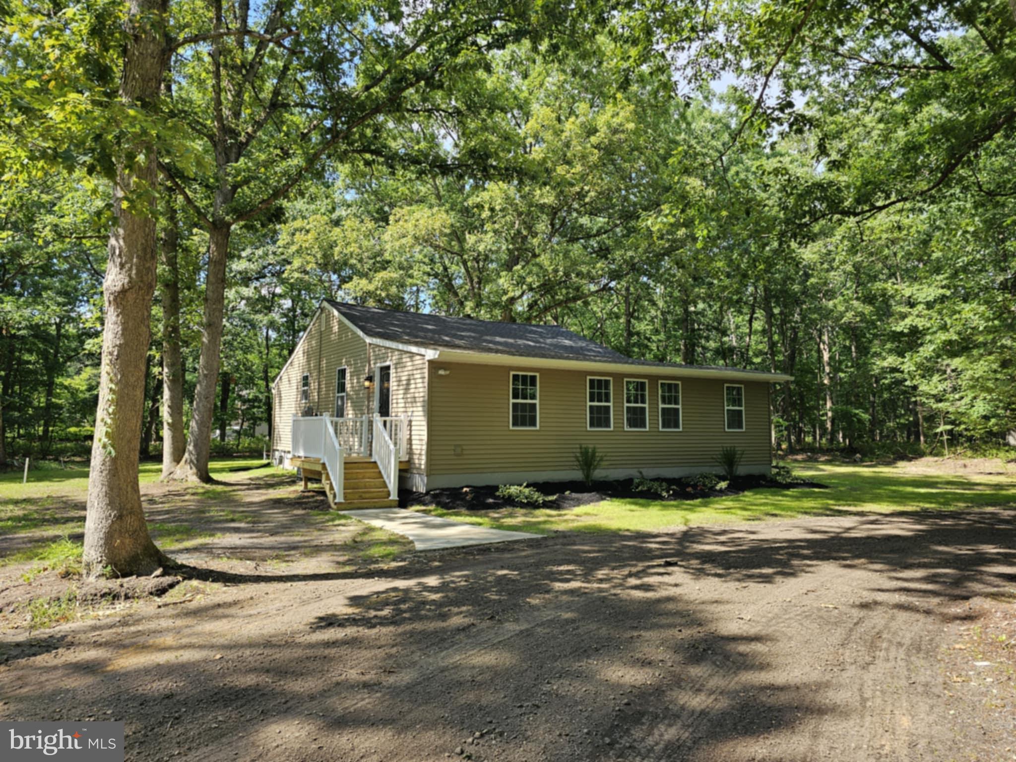 445 Weymouth Road Buena, NJ 08310 - Photo 4 of 26