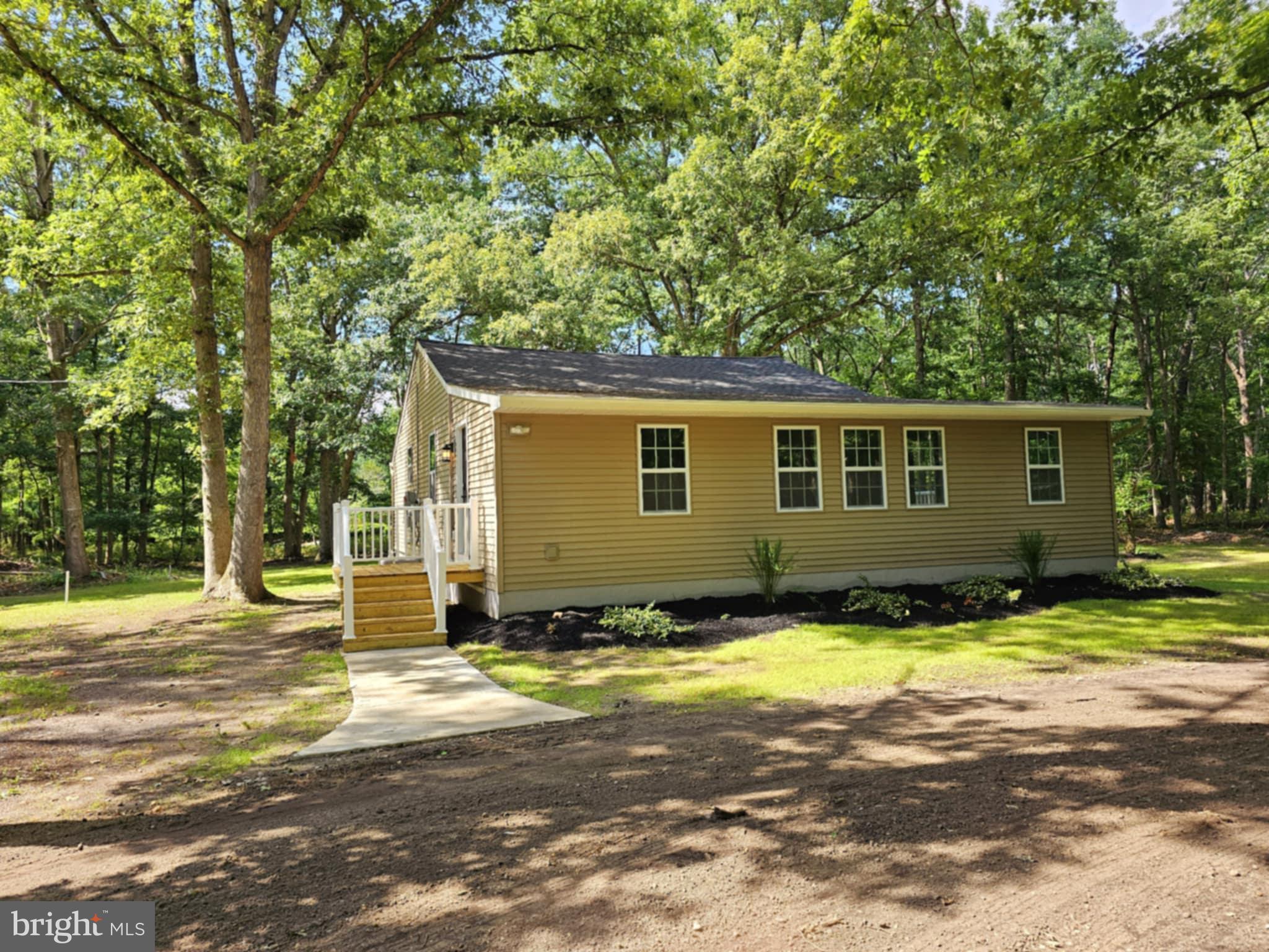 445 Weymouth Road Buena, NJ 08310 - Photo 5 of 26