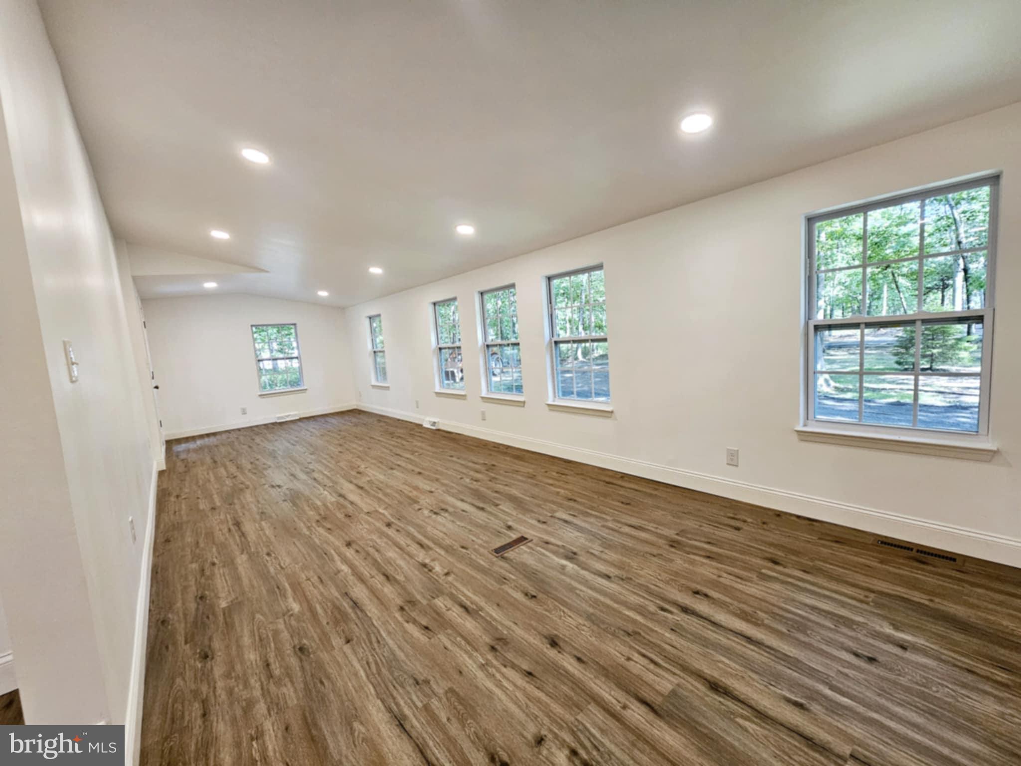 445 Weymouth Road Buena, NJ 08310 - Photo 10 of 26