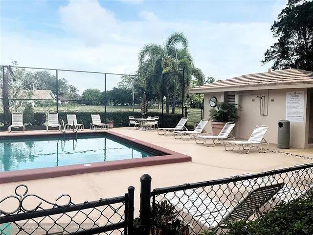 $225,000 | 6461 Northwest 2nd Avenue, Unit 5090, Boca Raton, FL 33487
