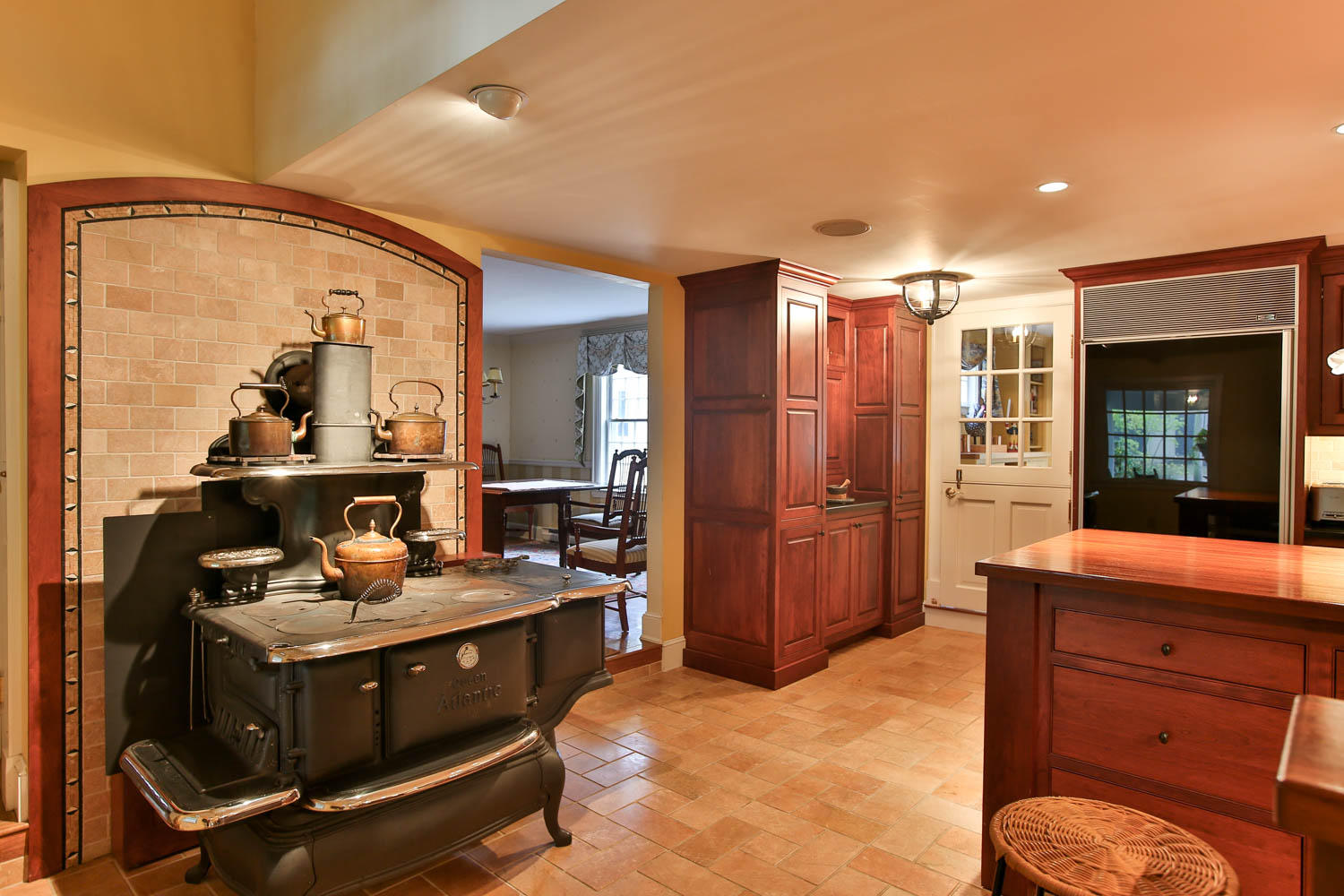 112 Shore Road Cape Neddick, ME 03902 - Photo 11 of 53 112 Shore-33