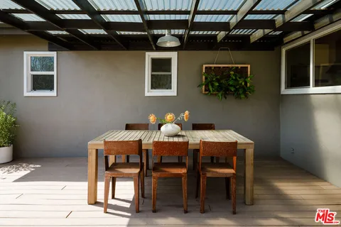$1,599,000 | 2652 Range Road, Los Angeles, CA 90065