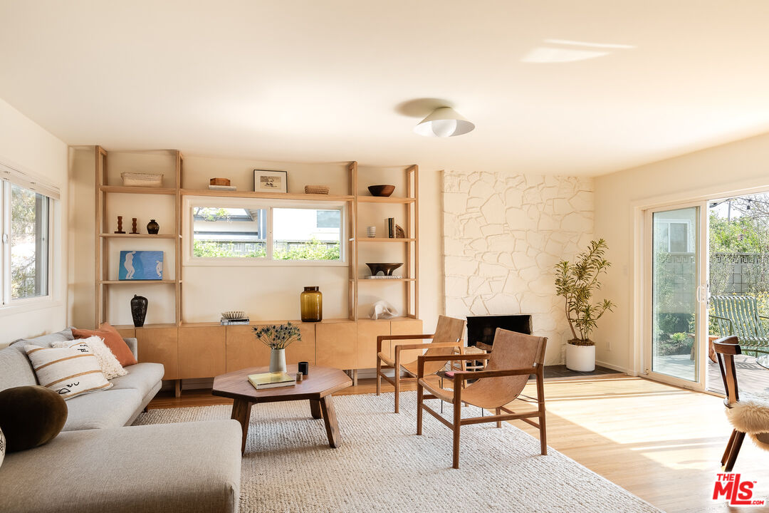 2652 Range Road Los Angeles, CA 90065 - Photo 5 of 29