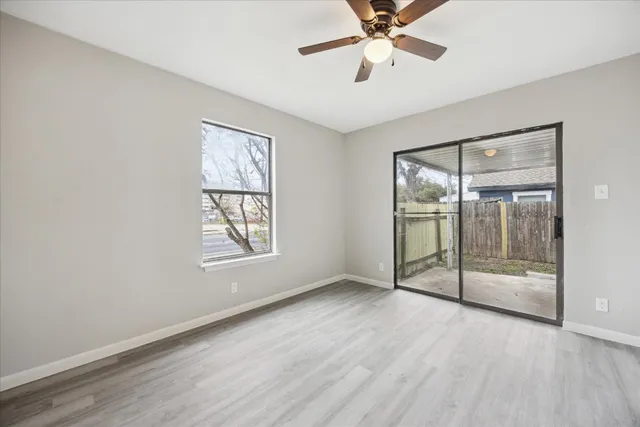 $1,950 | 5300 B McCandless Street, Unit B, Austin, TX 78756