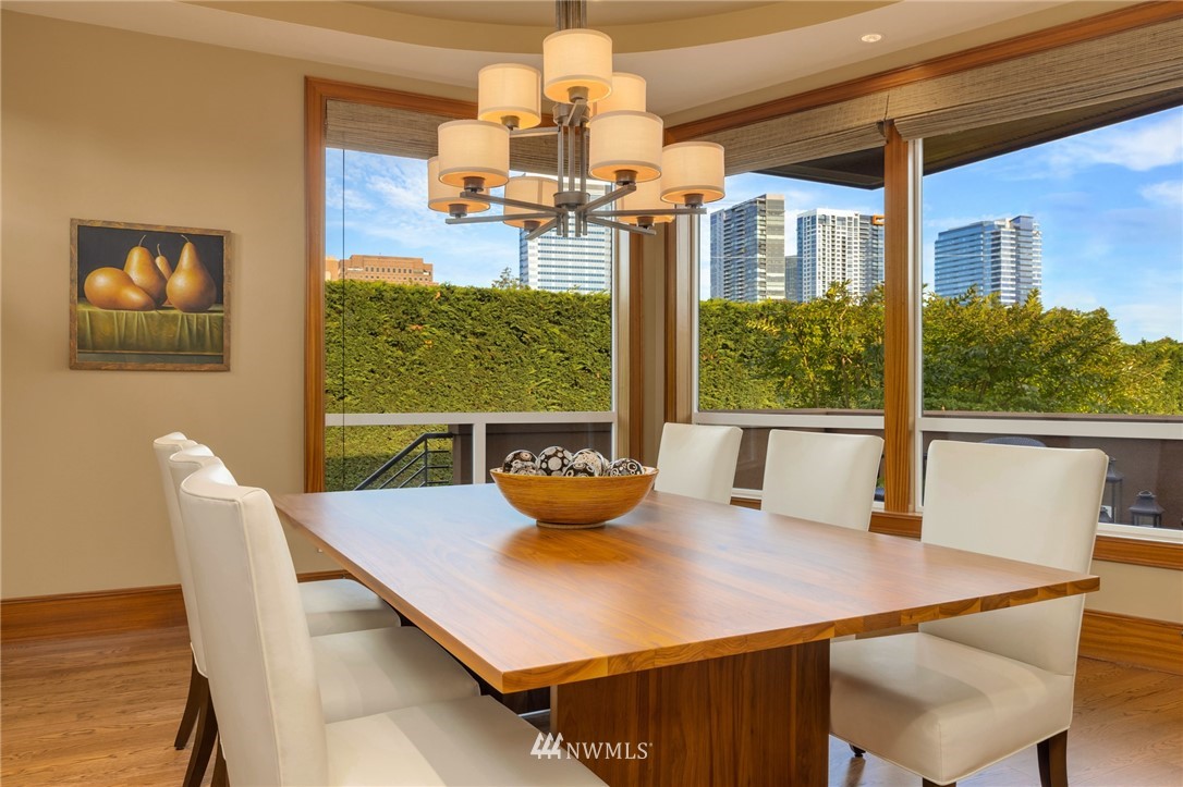 916 Belfair Road Bellevue, WA 98004 - Photo 14 of 40 Gallery Image 14