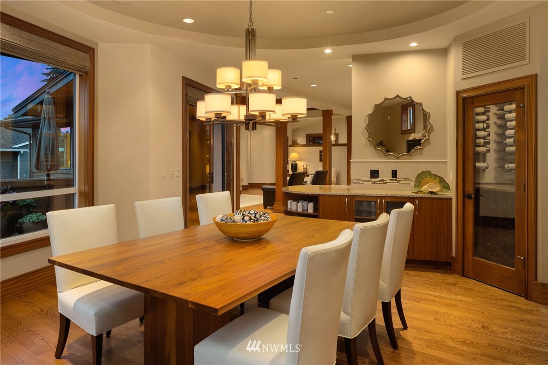 916 Belfair Road Bellevue, WA 98004 - Photo 15 of 40 Gallery Image 15