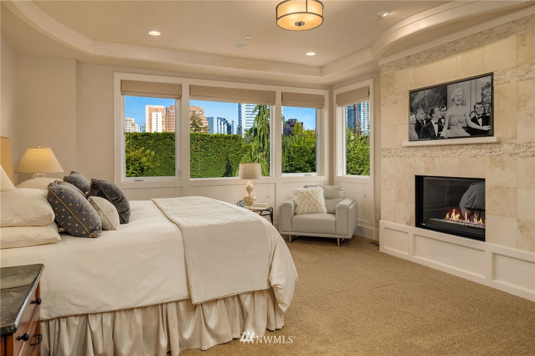 916 Belfair Road Bellevue, WA 98004 - Photo 19 of 40 Gallery Image 19