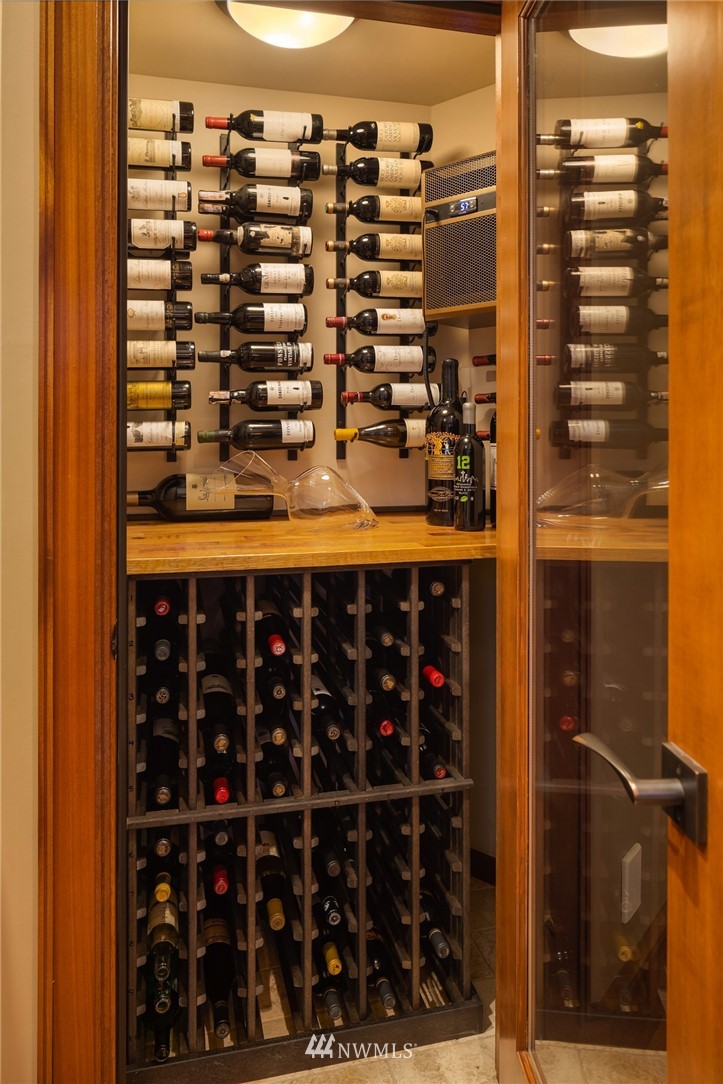 916 Belfair Road Bellevue, WA 98004 - Photo 36 of 40 Gallery Image 36