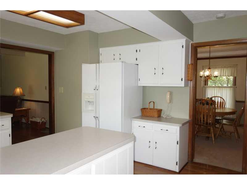 14510 Oak Ridge Road Carmel, IN 46032 - Photo 9 of 24 Gallery Image 9