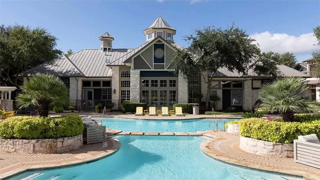 $1,487 | 500 East Stassney Lane, Unit 611, Austin, TX 78745