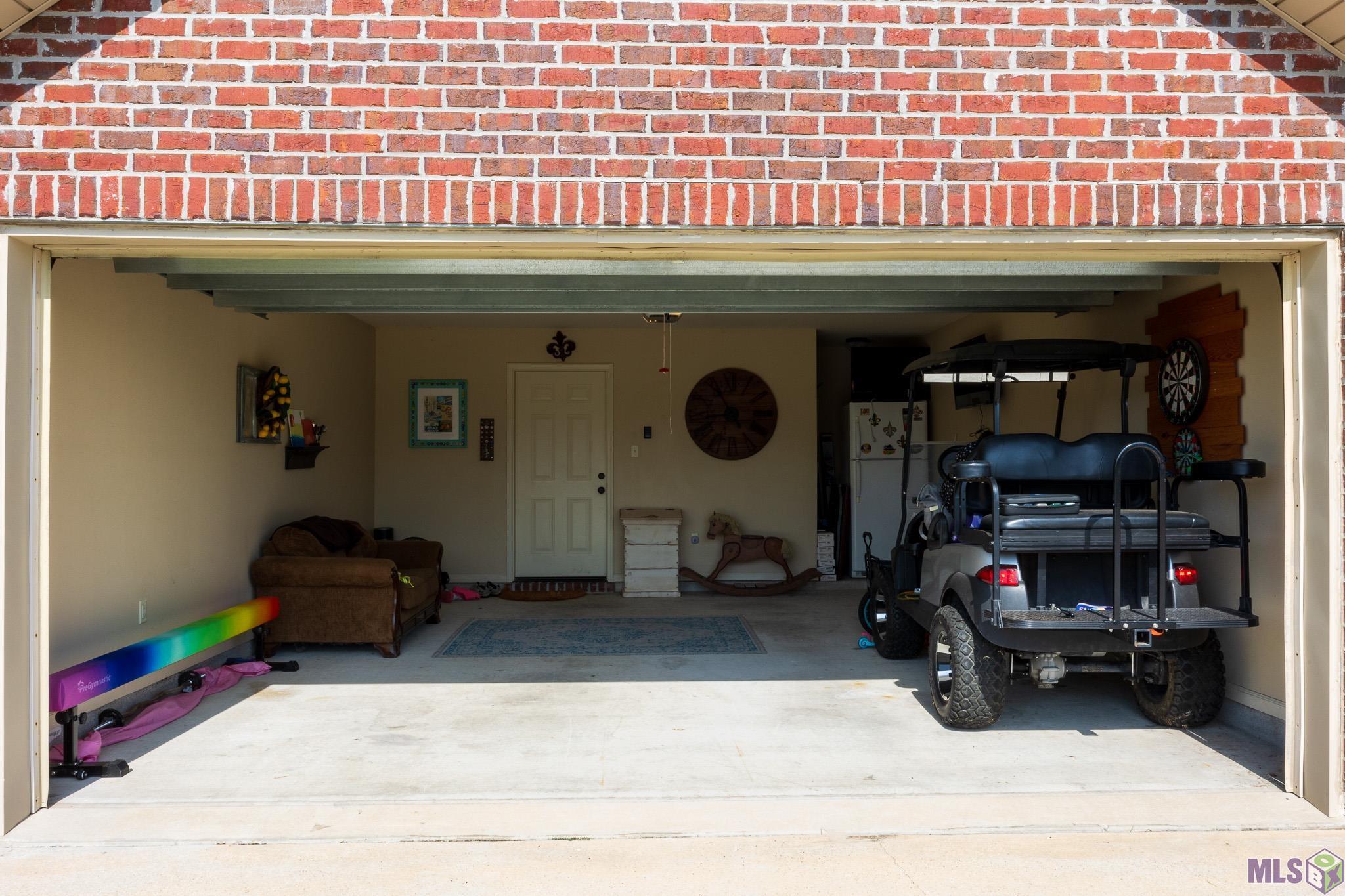358 Landmark Drive Raceland, LA 70394 - Photo 4 of 18 Gallery Image 4