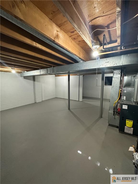 3407 Hana Road Edison, NJ 08817 - Photo 30 of 37