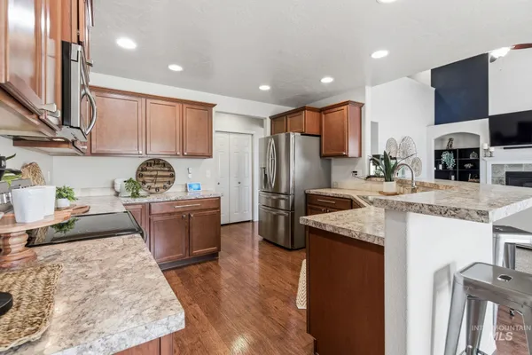 $537,900 | 1980 West Turquoise Drive, Kuna, ID 83634