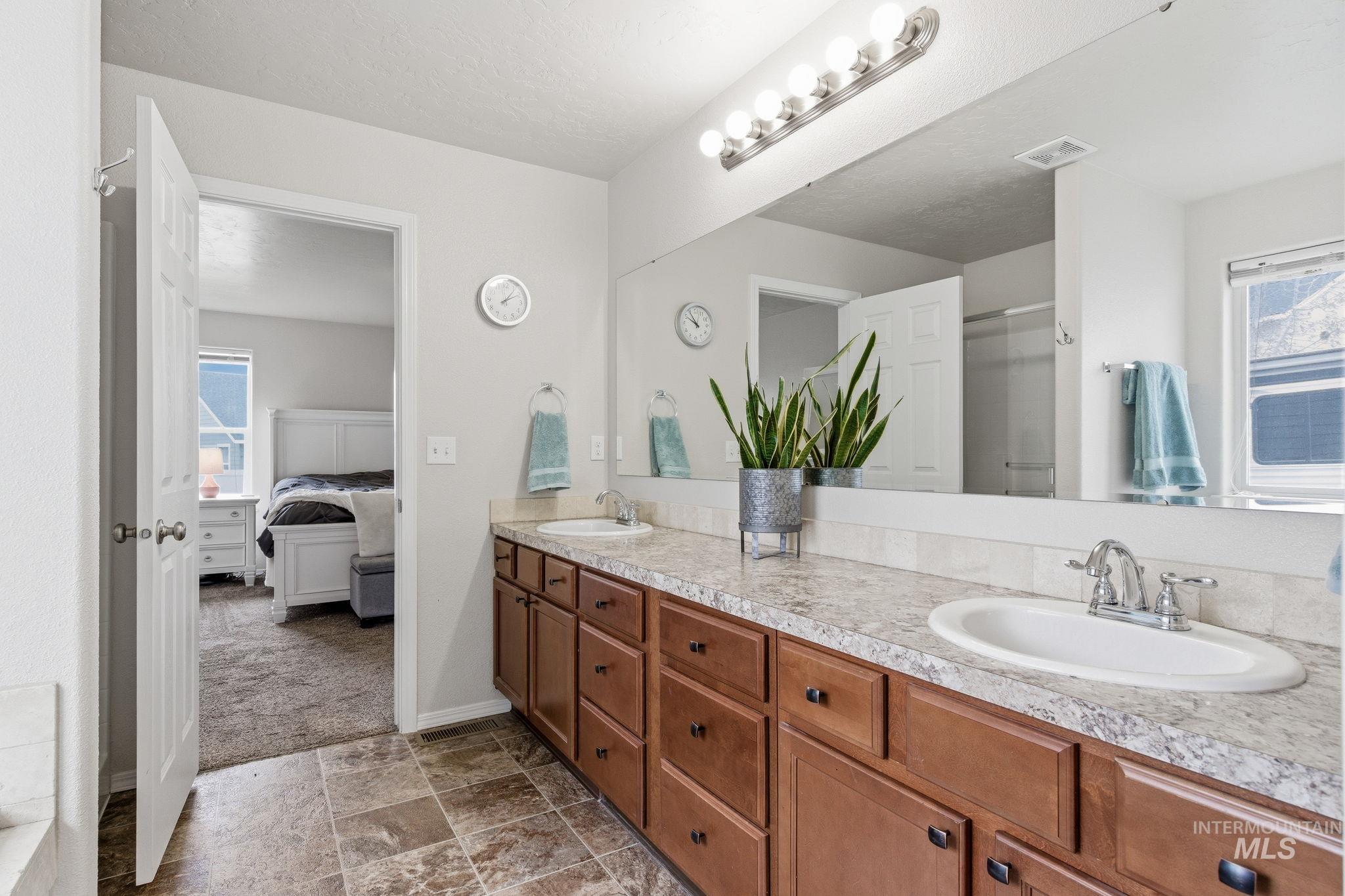 1980 West Turquoise Drive Kuna, ID 83634 - Photo 25 of 50