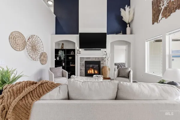 $537,900 | 1980 West Turquoise Drive, Kuna, ID 83634