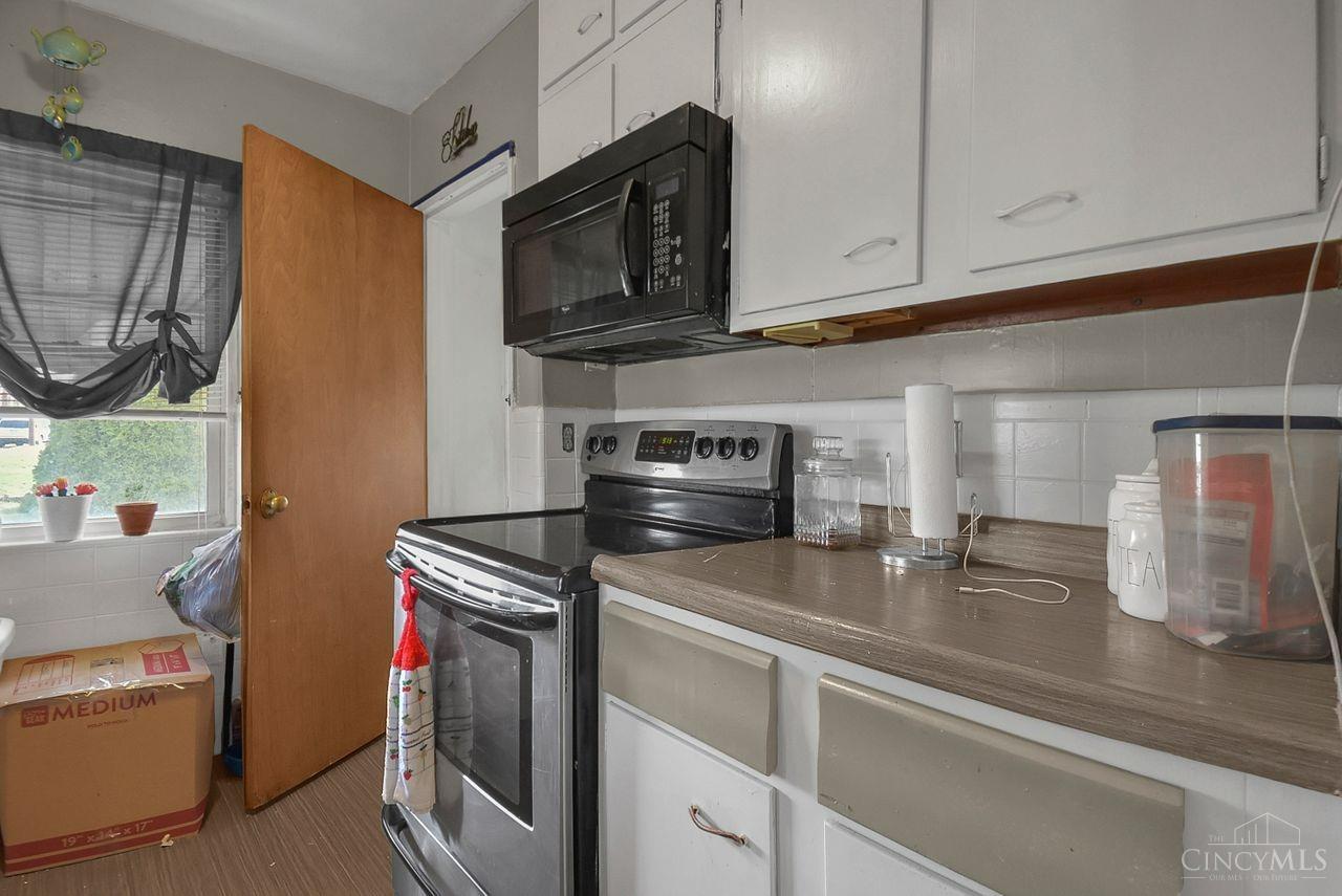 5183 Sidney Road Cincinnati, OH 45238 - Photo 12 of 33