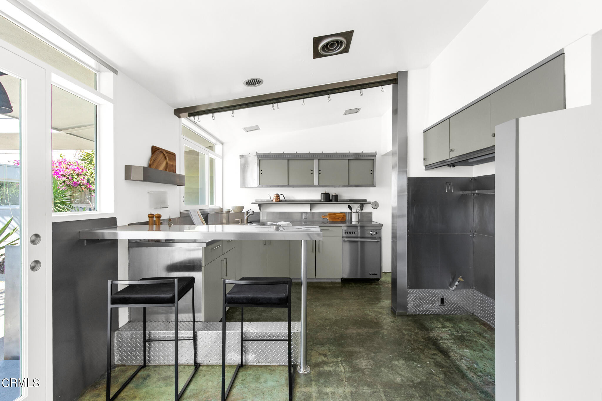 2800 Highview Avenue Altadena, CA 91001 - Photo 28 of 41 a kitchen with refrigerator and cabinets