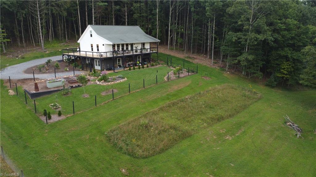 163 Snow Ridge Lane Fancy Gap, VA 24328 - Photo 3 of 47 Gallery Image 3