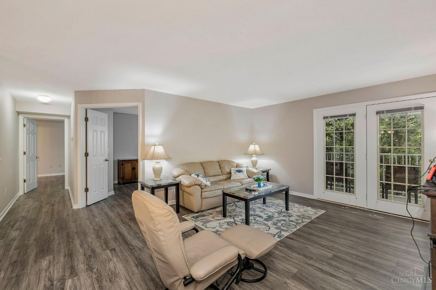 835 Neeb Road, Unit 2 Cincinnati, OH 45233 - Photo 9 of 26 Gallery Image 9