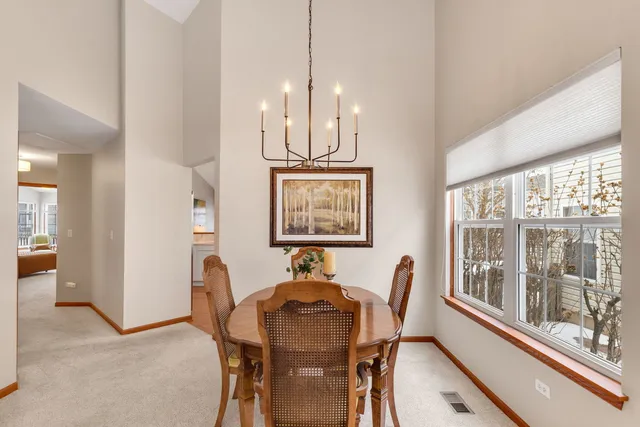 $375,000 | 1216 Darnell Drive, Mundelein, IL 60060