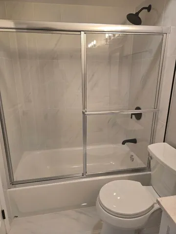 $2,600 | 456 Inverrary Lane, Deerfield, IL 60015