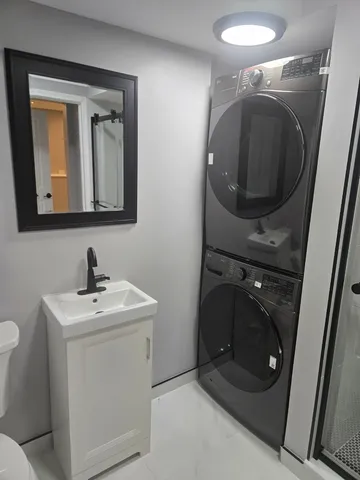 $2,600 | 456 Inverrary Lane, Deerfield, IL 60015