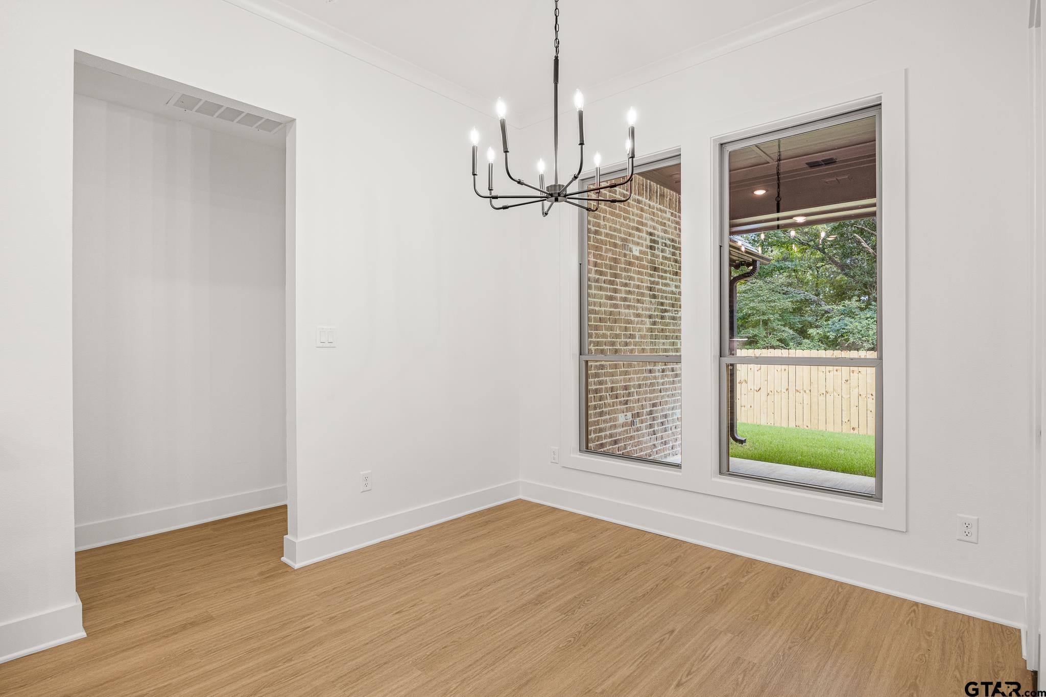 2083 Locklear Lane Tyler, TX 75703 - Photo 9 of 34