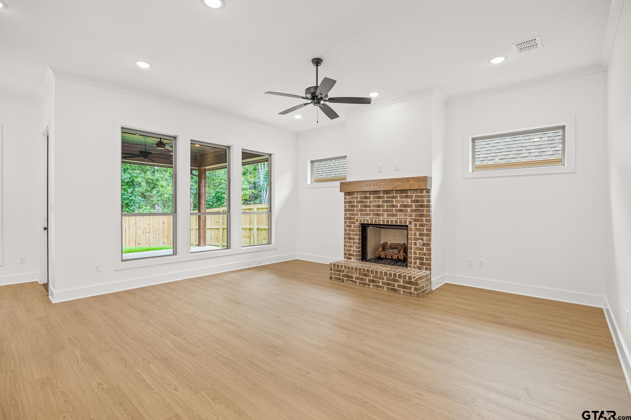 2083 Locklear Lane Tyler, TX 75703 - Photo 10 of 34