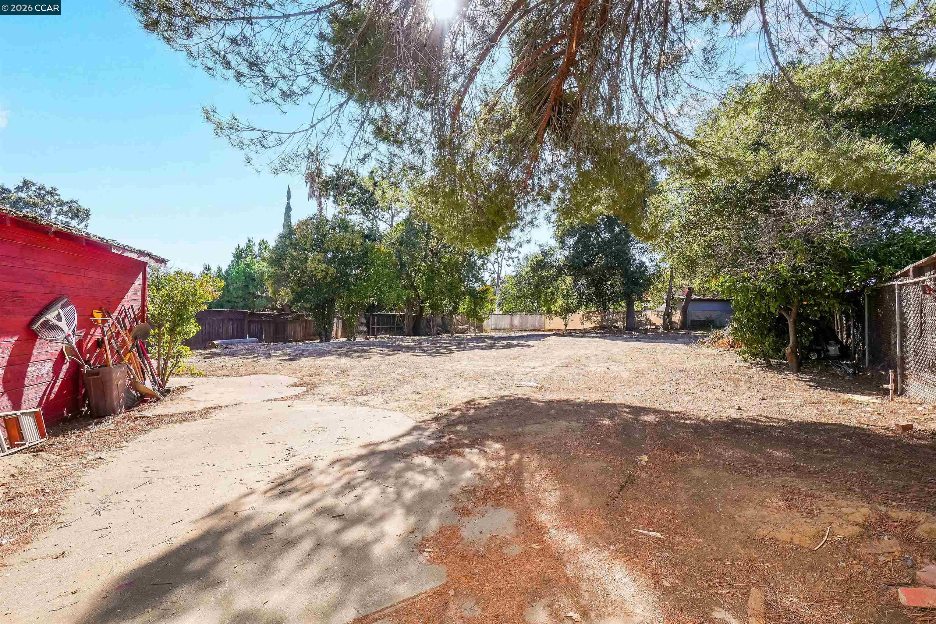 2812 Cowell Road Concord, CA 94518 - Photo 9 of 17 Gallery Image 9
