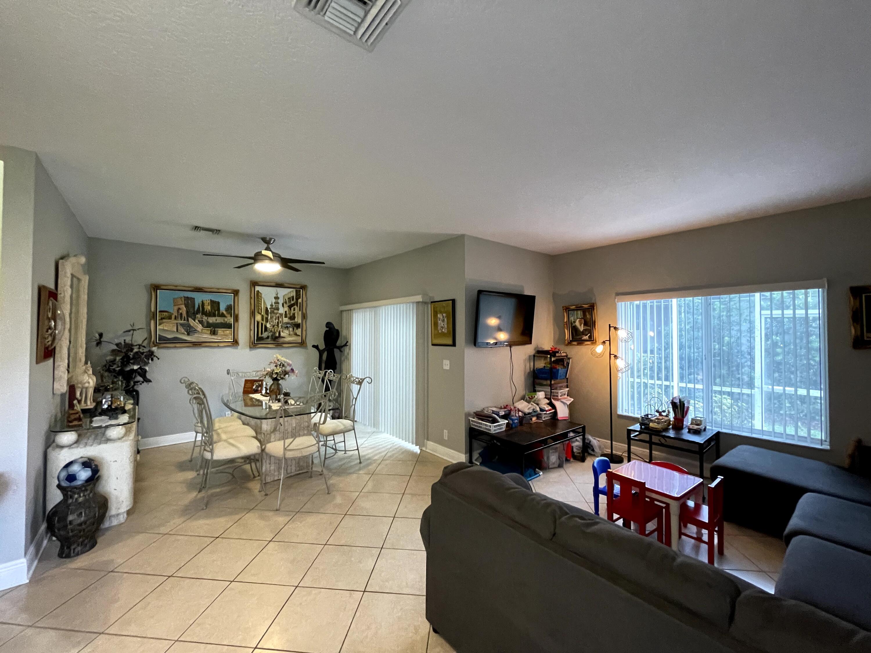 8350 Vía Serena Boca Raton, FL 33433 - Photo 8 of 26 IMG_4065