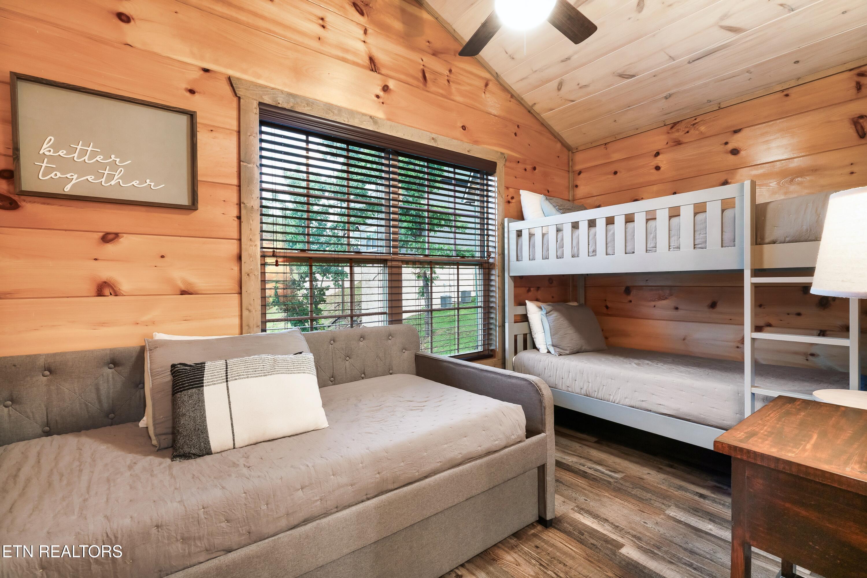 876 Osprey Way Pigeon Forge, TN 37863 - Photo 18 of 47 876O-24