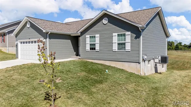 $283,500 | 149 Colton Jesse Drive, Winfield, MO 63389