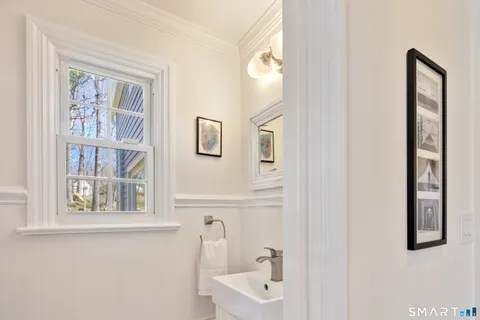 $1,189,000 | 113 Range Road, Wilton, CT 06897