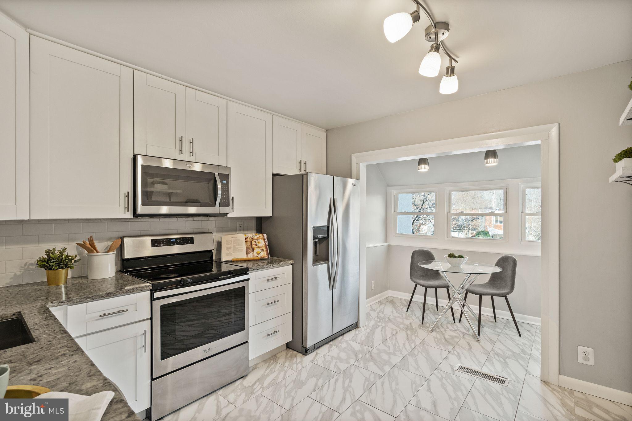 1629 Valencia Way Reston, VA 20190 - Photo 17 of 78