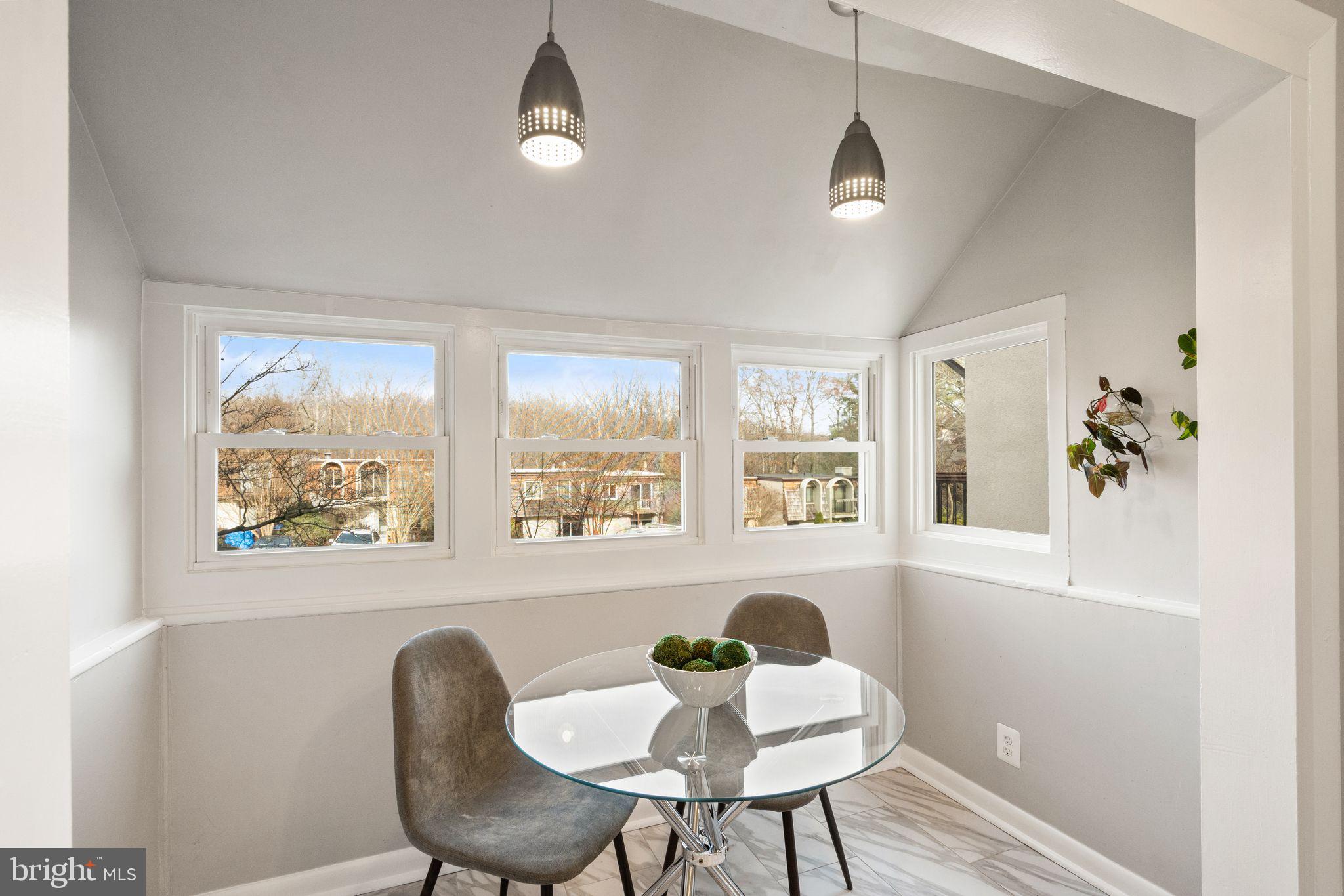 1629 Valencia Way Reston, VA 20190 - Photo 24 of 78