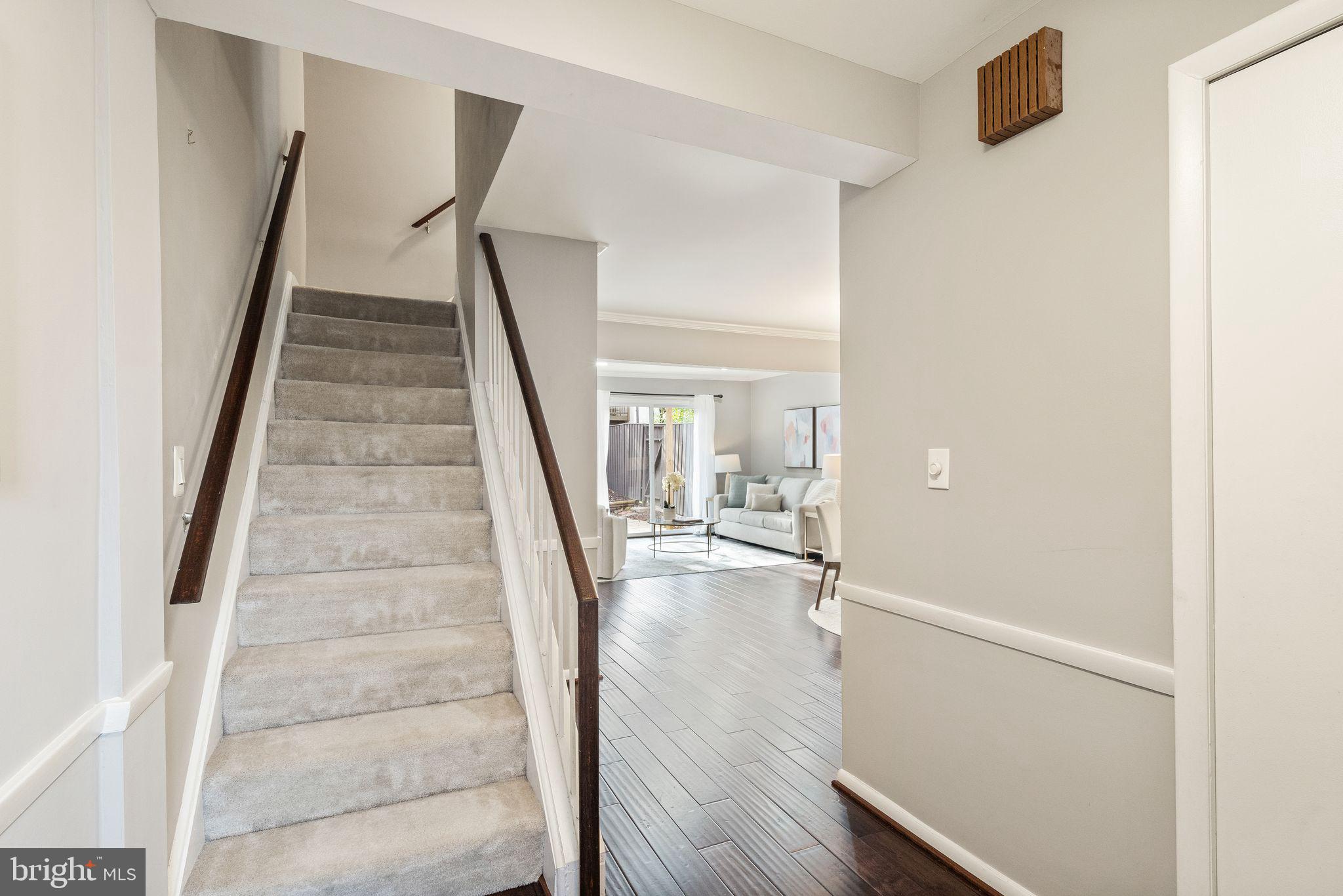 1629 Valencia Way Reston, VA 20190 - Photo 29 of 78